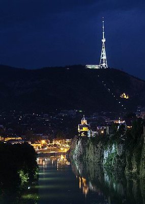 Тбилиси ночью.jpg
